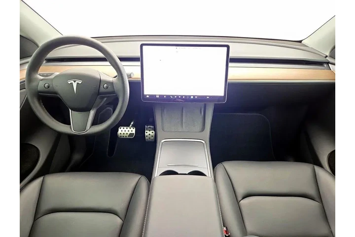 $36998 : Tesla Model Y 2024 AWD Long image 8