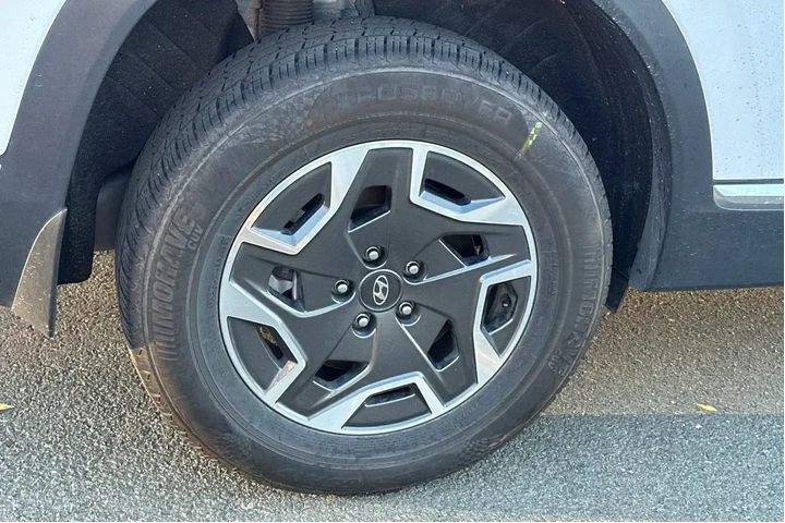 $23490 : Hyundai SANTA FE Hybrid 2023 image 7