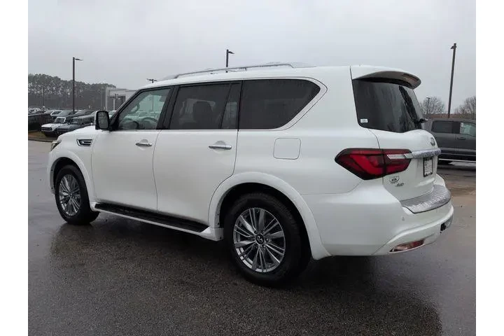 $40000 : INFINITI QX80 2023 AWD Luxe image 6