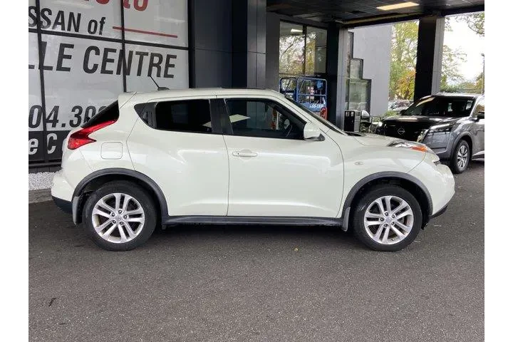 Nissan JUKE 2011 AWD S 4dr C image 4