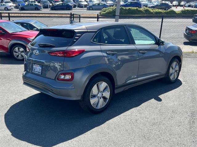 $21700 : Used 2021 Kona EV Ultimate fo image 4