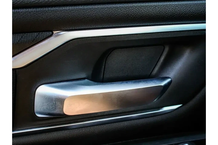 $38450 : Ram 1500 2025 4x4 Big Horn 4 image 9