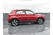 $16774 : Hyundai VENUE 2024 SEL 4dr C thumbnail
