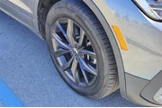 $21956 : Volkswagen Tiguan 2024 SE 4d thumbnail