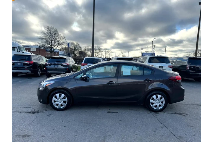 $8980 : 2017 Forte LX Auto image 5