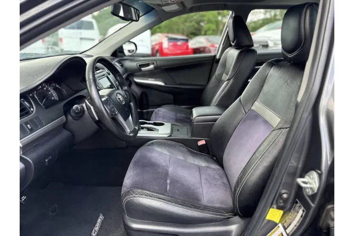 $13995 : 2012 Camry SE V6 image 8