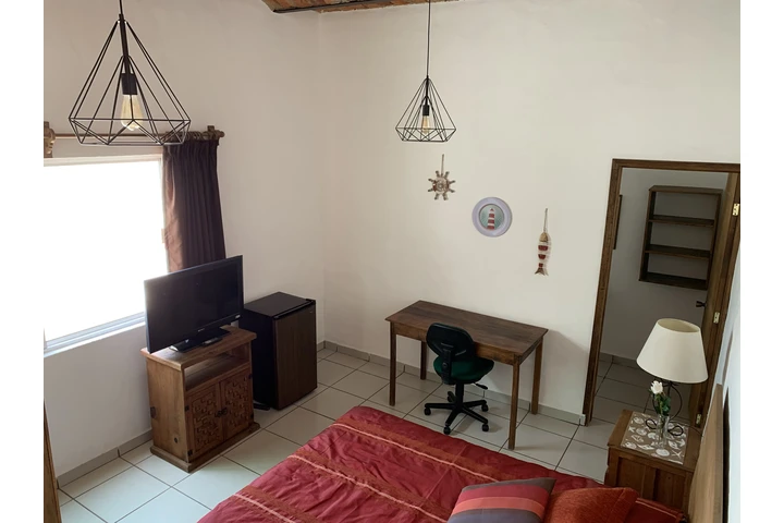 $5500 : RENTO HABITACION AMUEBLADA image 1