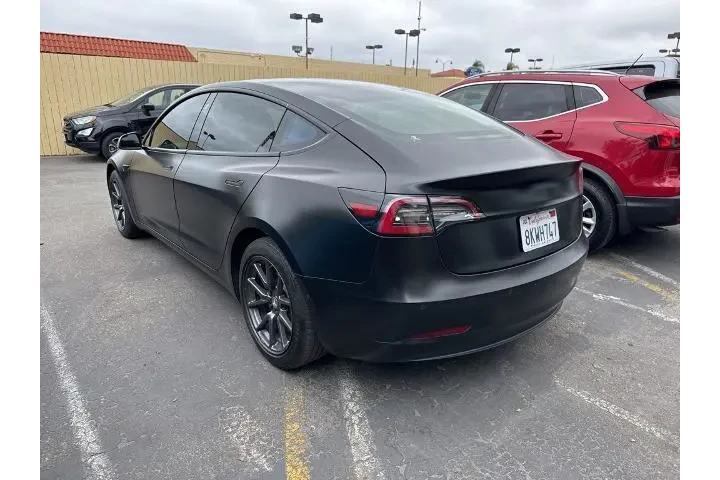 $16585 : Tesla Model 3 2019 Mid Range image 3