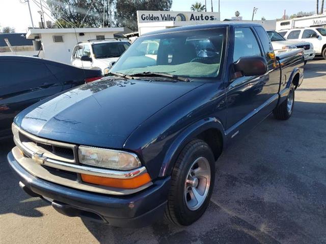 $11999 : 2001 S10 Pickup image 4