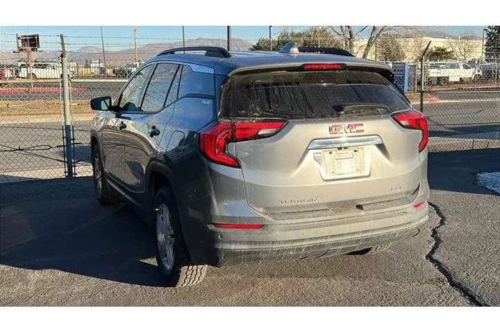 $17984 : GMC Terrain 2019 4x4 SLE 4dr image 3