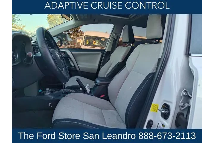 $13850 : Toyota RAV4 2018 XLE 4dr SUV image 9