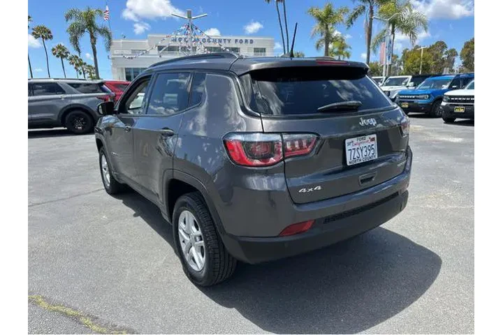 $14000 : Jeep Compass 2018 4x4 Sport image 4