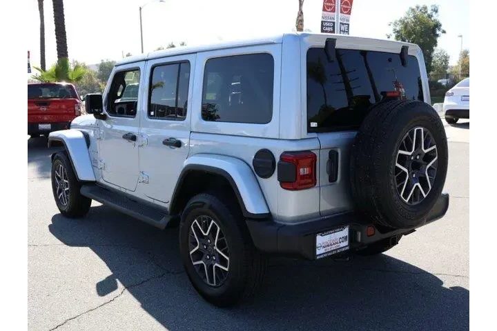 $35218 : Jeep Wrangler 2024 4x4 Sahar image 6