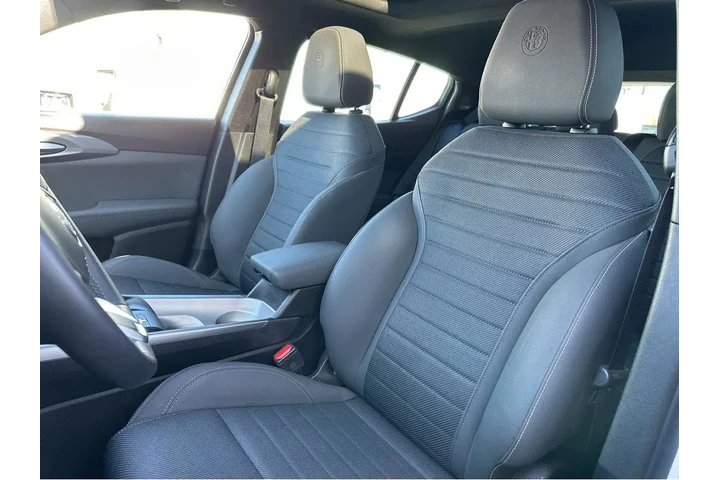 $25777 : 2024 Tonale Ti image 9