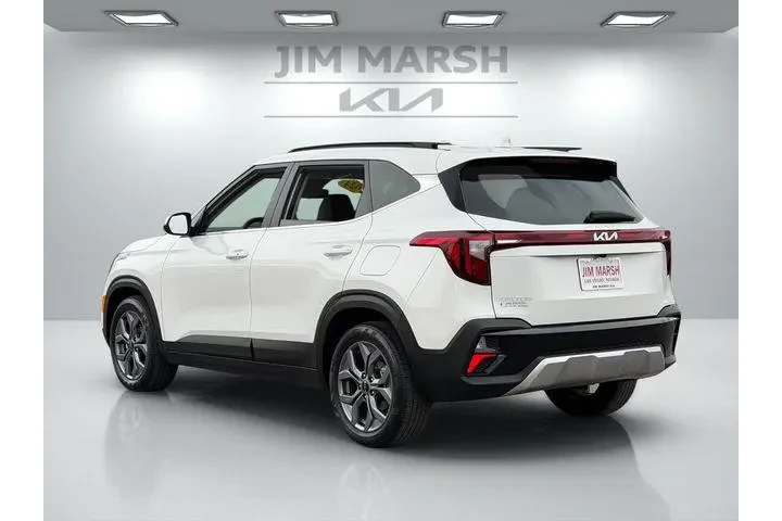 $21588 : Kia Seltos 2024 S 4dr SUV image 4