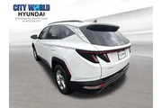 $22514 : Hyundai TUCSON 2023 AWD SEL thumbnail