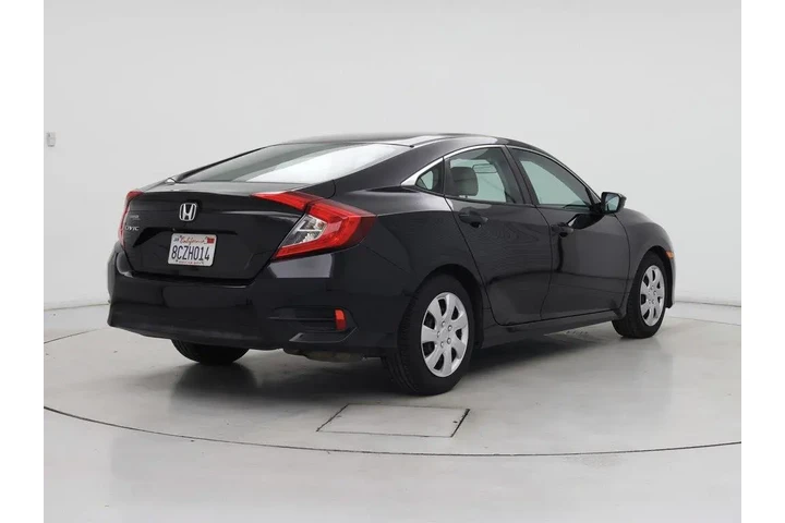 $16998 : Honda Civic 2017 LX 4dr Seda image 8
