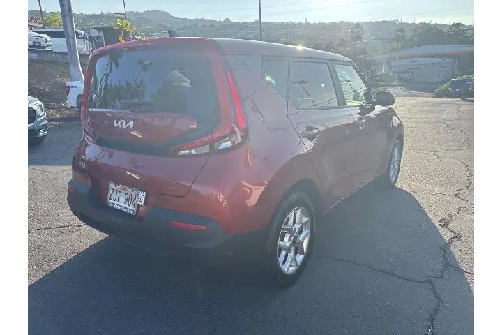 $14995 : Kia Soul 2022 LX 4dr Crossov image 6