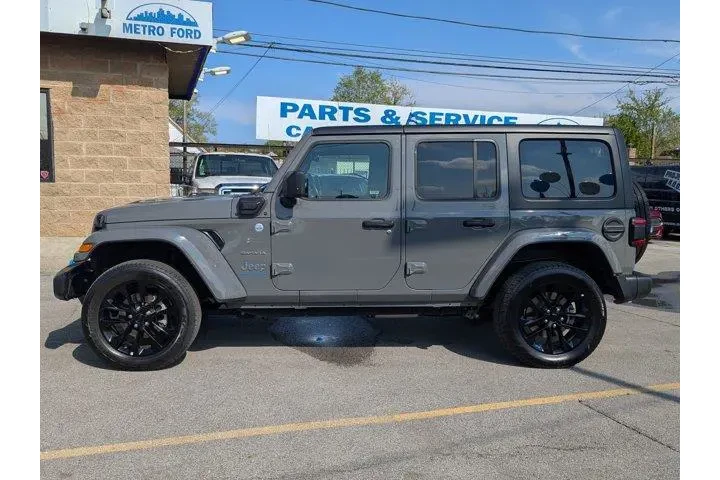 $27976 : Jeep Wrangler 2023 4x4 Sahar image 7