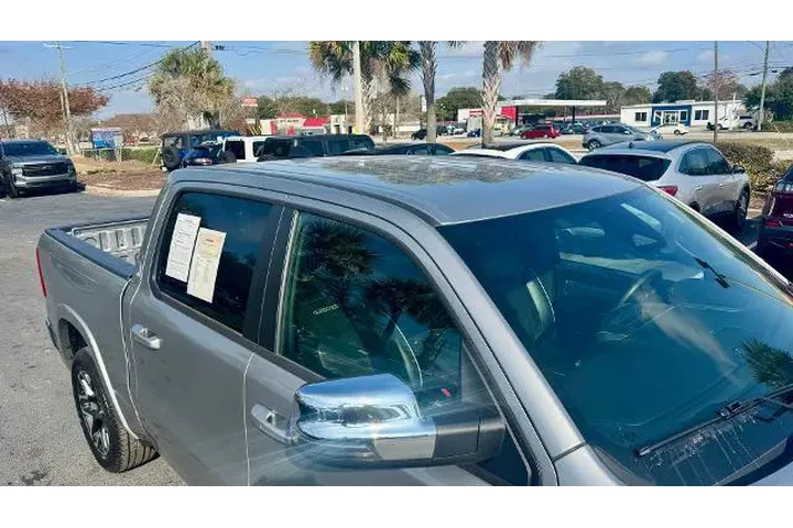 $39976 : Ram 1500 2025 4x4 Laramie 4d image 8