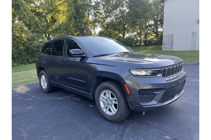 $24999 : 2023 Grand Cherokee Laredo image 5