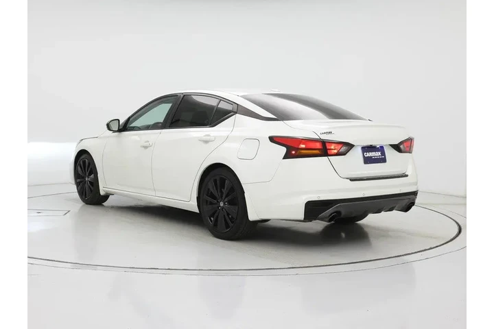 $21998 : Nissan Altima 2022 2.0 SR 4d image 2