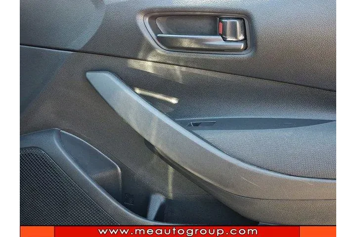 $20634 : Toyota Corolla 2024 LE 4dr S image 6