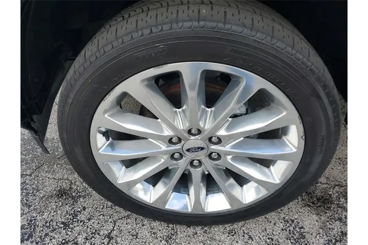 $35990 : Ford F-150 2020 4x4 Limited image 6