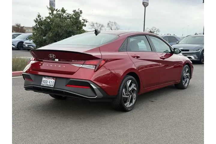 $19997 : Hyundai ELANTRA 2025 SEL Spo image 7