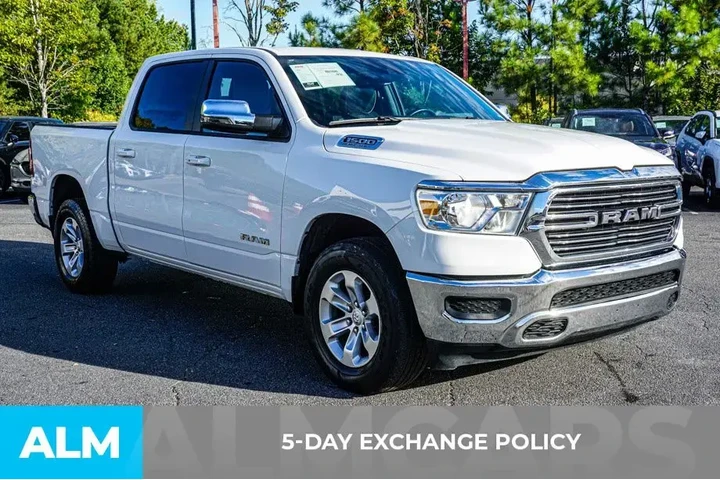 $31920 : Ram 1500 2024 4x2 Laramie 4d image 4