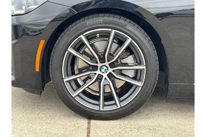 $32500 : BMW 2 Series 2024 230i 2dr C image 10