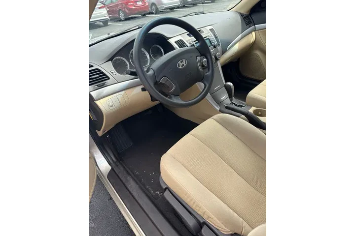 $8990 : Hyundai SONATA 2010 GLS 4dr image 10
