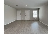 $1500 : Welcome to Glendale, a communi thumbnail