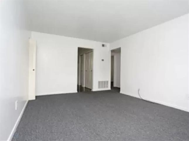 $850 : Beautiful apartment for rent image 3