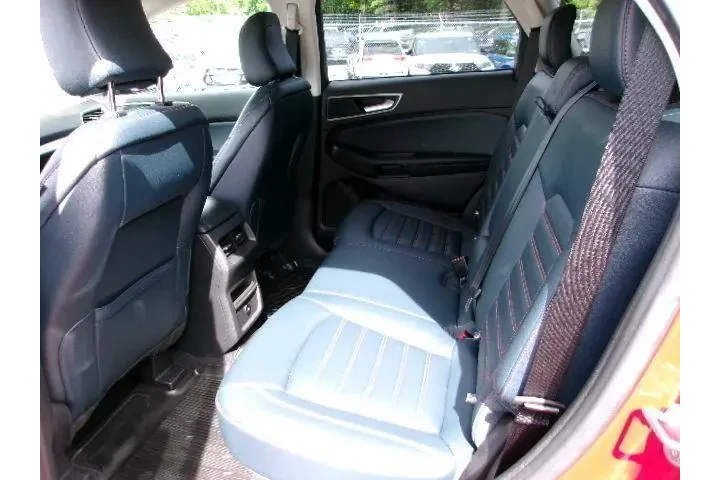 $29996 : Ford Edge 2023 AWD ST-Line 4 image 9