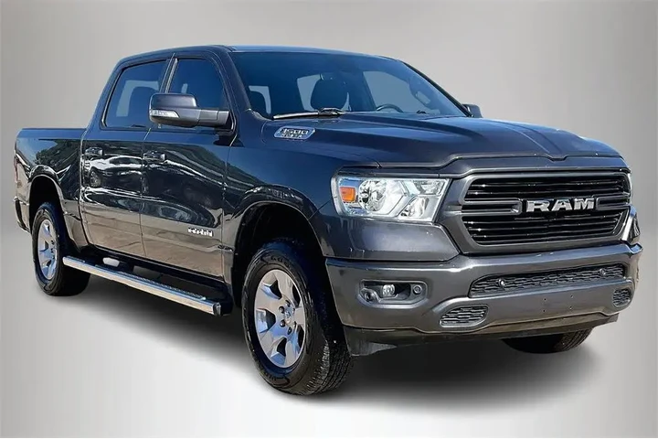 $23710 : Ram 1500 2020 4x4 Lone Star image 1