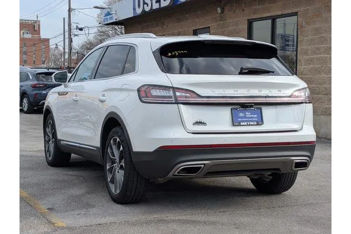 $31384 : Lincoln Nautilus 2022 AWD Re image 6