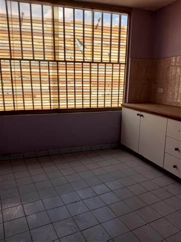 $7900 : Alquiler de locales en Petare image 6