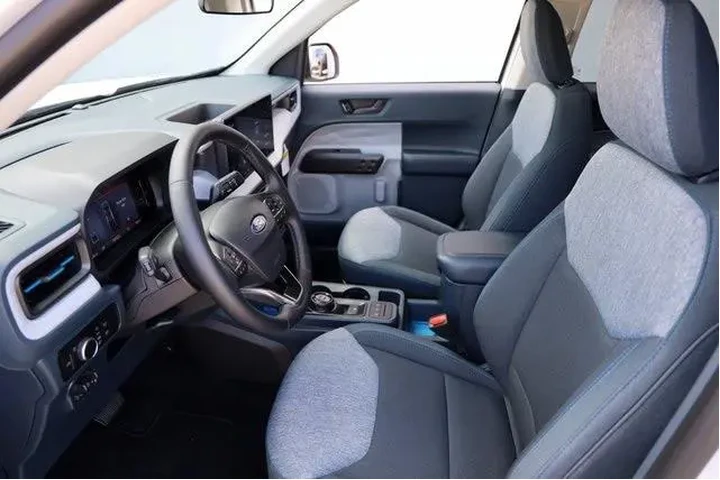 $29866 : Ford Maverick 2025 AWD XLT 4 image 10