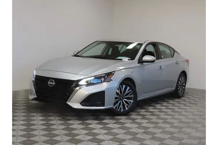 $20174 : Nissan Altima 2023 2.5 SV 4d image 7