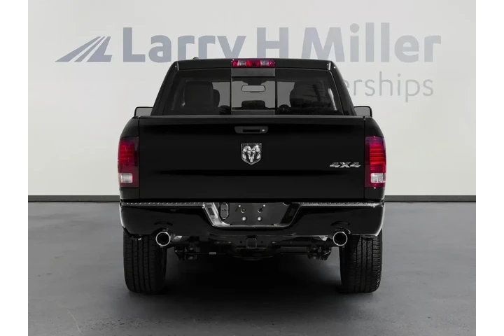 Ram 1500 2016 4x2 SLT 4dr Cr image 5