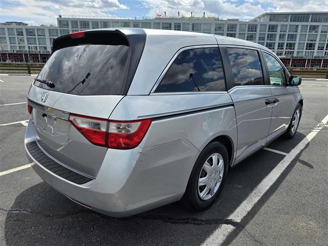 $6800 : 2012 HONDA ODYSSEY image 7