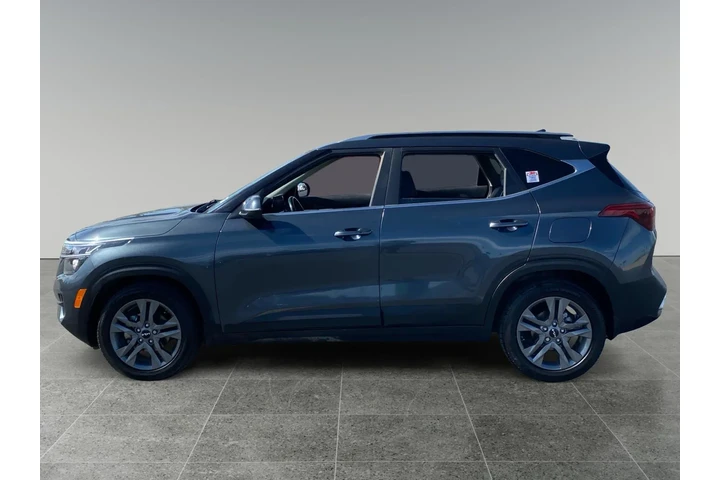 $20748 : Kia Seltos 2023 S 4dr SUV image 2