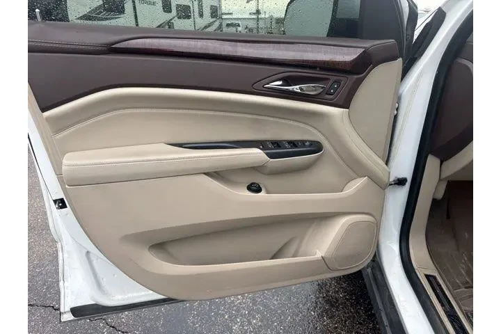 $15982 : Cadillac SRX 2016 Premium Co image 9