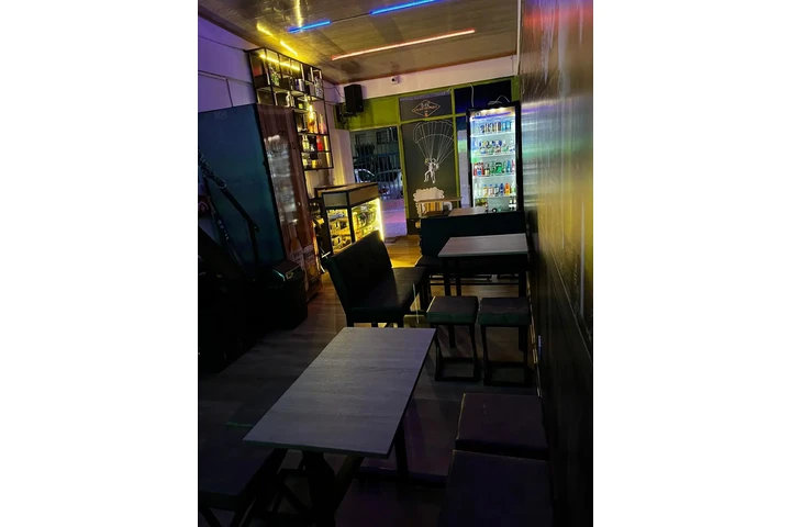 Se Vende Bar image 5
