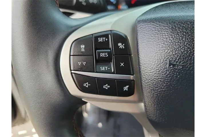 $36988 : Ford Explorer 2025 Active 4d image 5