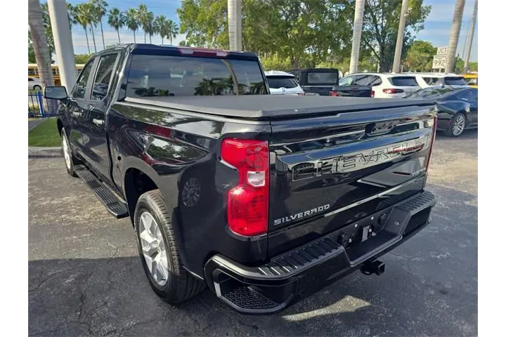 $31990 : Chevrolet Silverado 1500 202 image 2