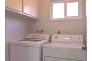 $1600 : Charming 3-bed, 2.5-bath home thumbnail