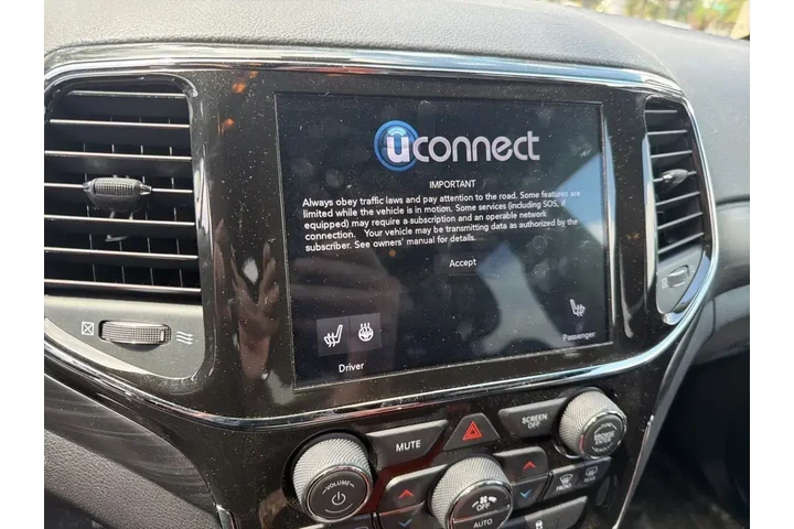 $22900 : Jeep Grand Cherokee 2021 4x2 image 6