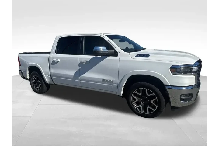 $38910 : Ram 1500 2025 4x4 Laramie 4d image 8